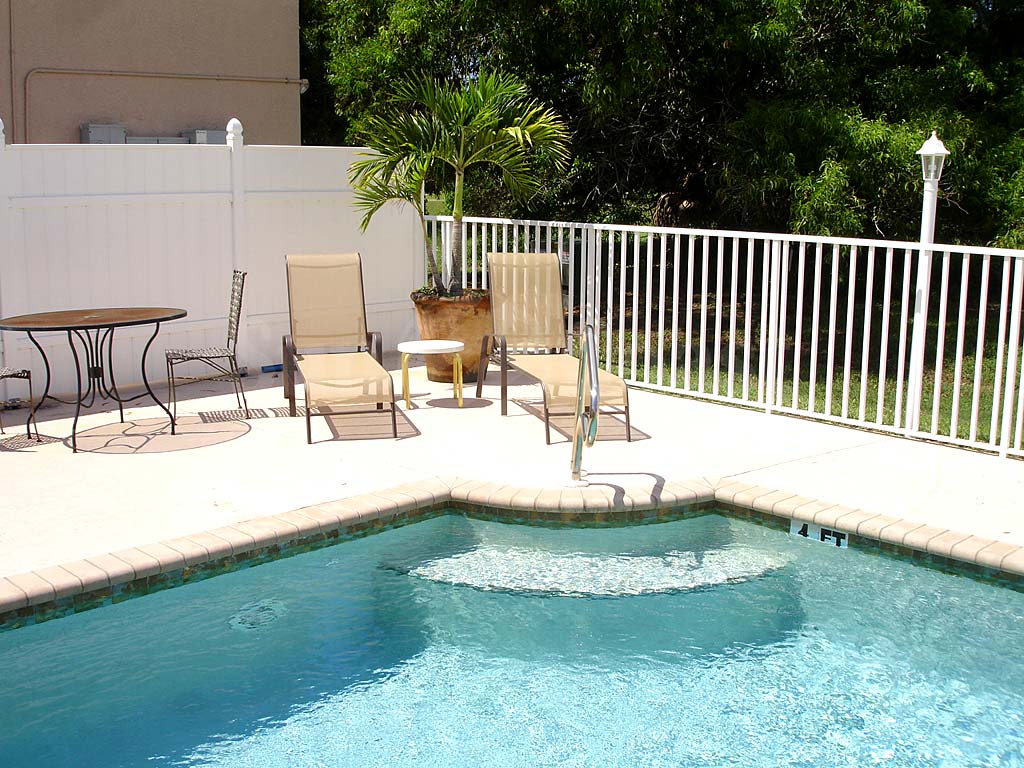Belvedere Condominiums Community Pool and Sun Deck Furnishings